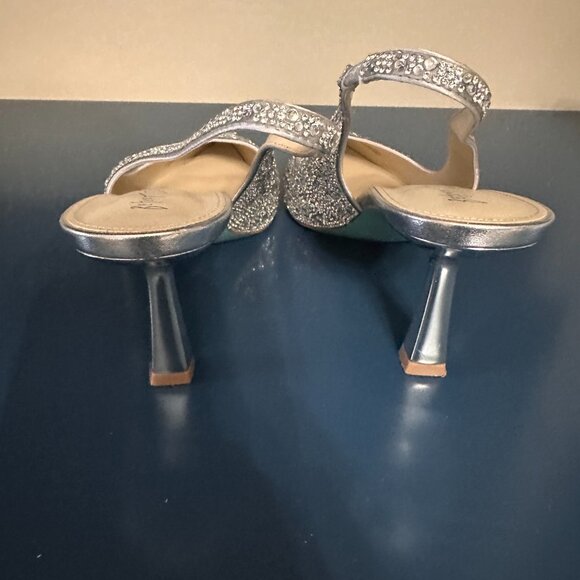 Betsey Johnson Clark Rhinestone Slingback Evening Pumps Heels Silver Woman' 9.5M - Picture 3 of 4